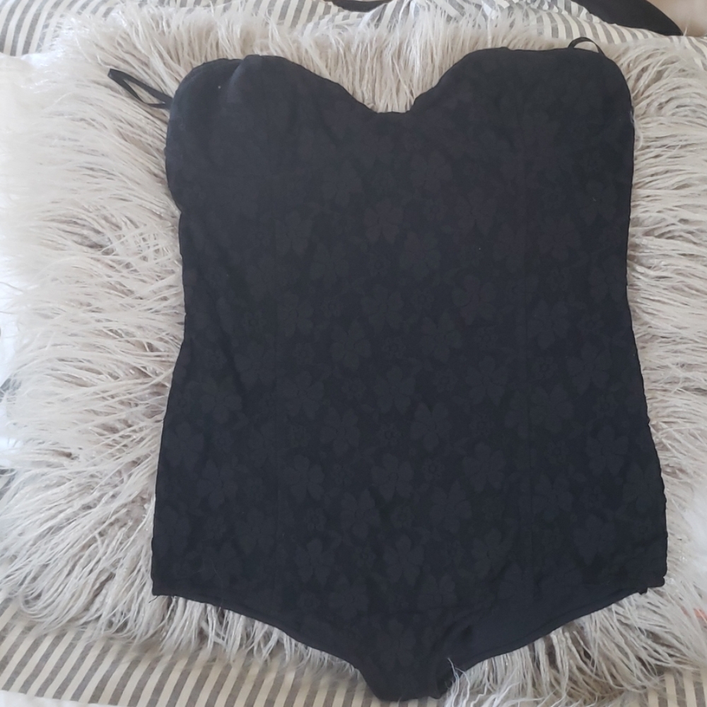 Black body suit